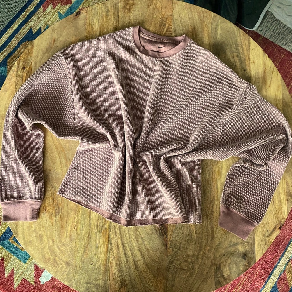 Rare Nike cropped crew neck sweatshirt